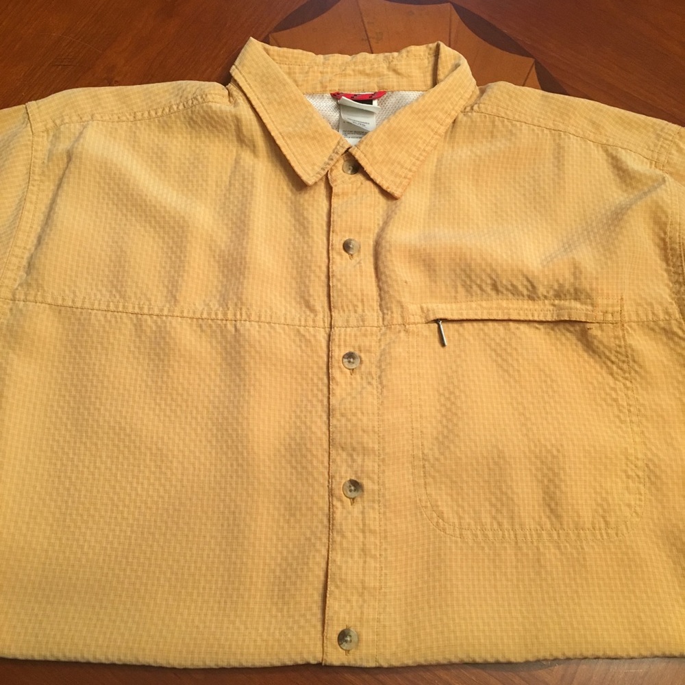 The North Face XL Outdoor Casual Button-up